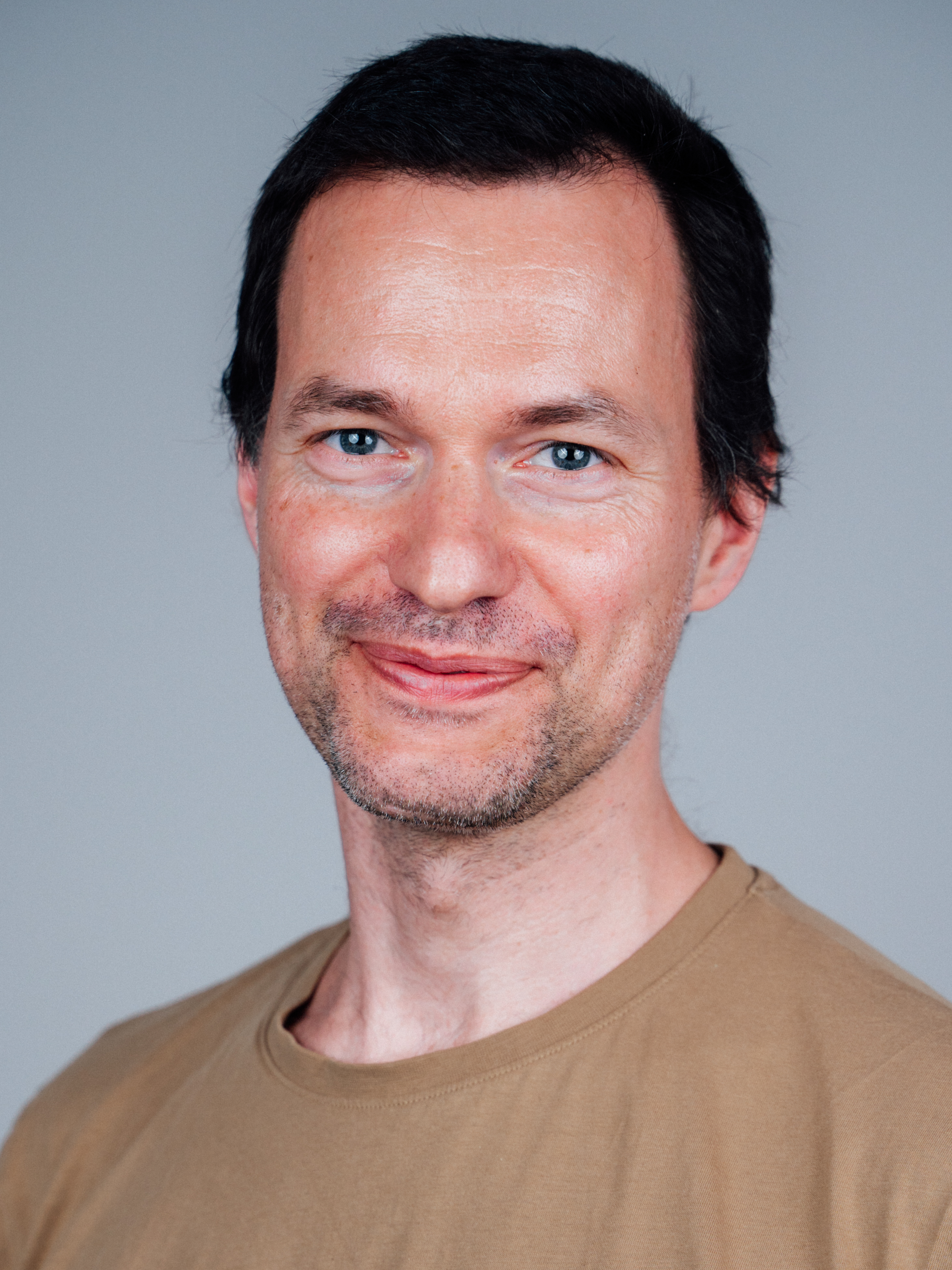 PD. Dr. Tilman Brand